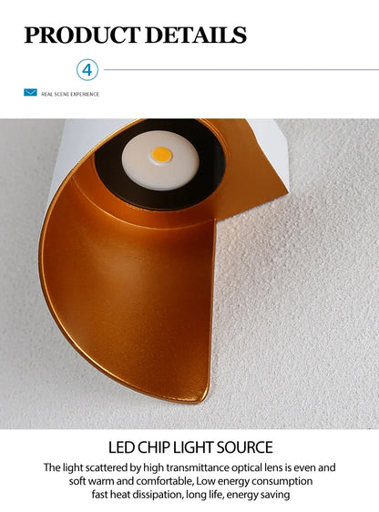 Vägglampa med spiralformad design