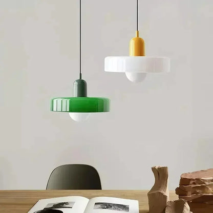 Retro taklampa i glas