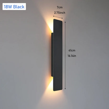 Vägglampa för uteplats och entré