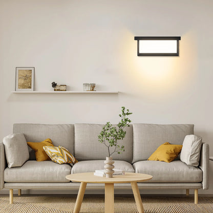Modern kvadratisk vägglampa i svart