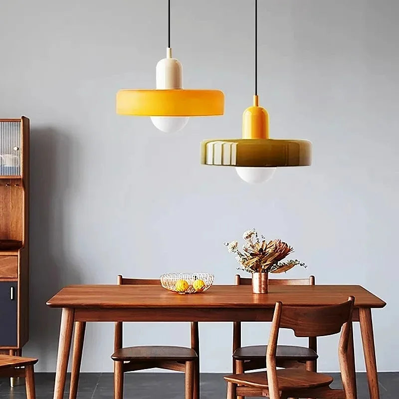 Retro taklampa i glas