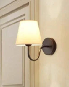 Retro tygvägglampa för sovrummet