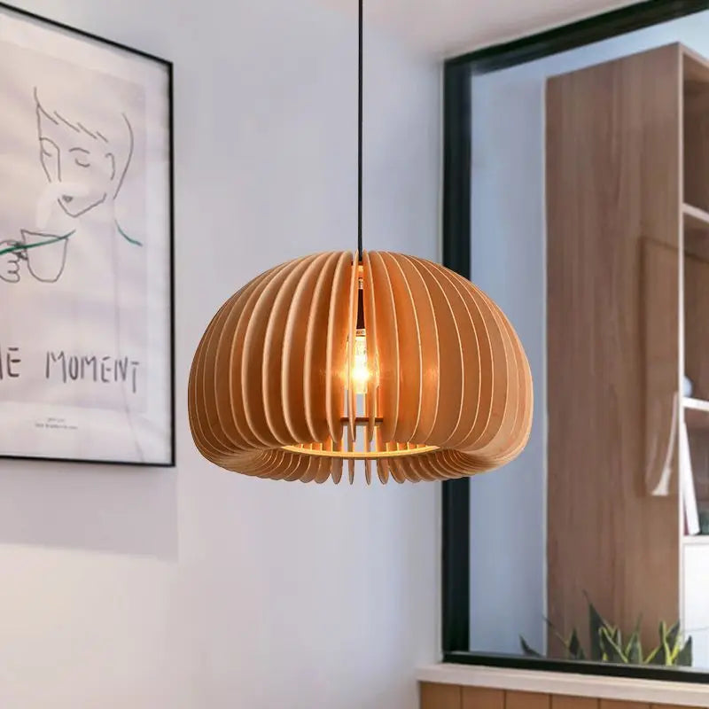 Handvävd taklampa i bambu