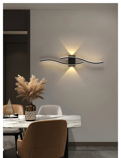 Avlång vägglampa med fjärrkontroll